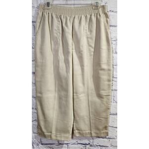 Bend Over Tan Beige Pull On Elastic Waist Cropped Pants Large Lightweight Soft